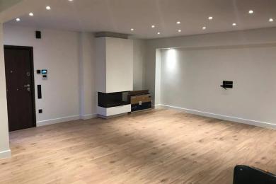 ΓΛΥΦΑΔΑ (Άνω), Ανακαινισμένο διαμέρισμα 120τμ, σε βολικό σημείο