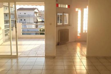 ΓΛΥΦΑΔΑ (Τερψιθέα), Διαμέρισμα 85τ.μ, σε βολικό σημείο