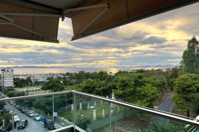 ΑΛΙΜΟΣ (Καλαμάκι), Υπέροχο διαμέρισμα με ανεμπόδιστη θέα θάλασσα